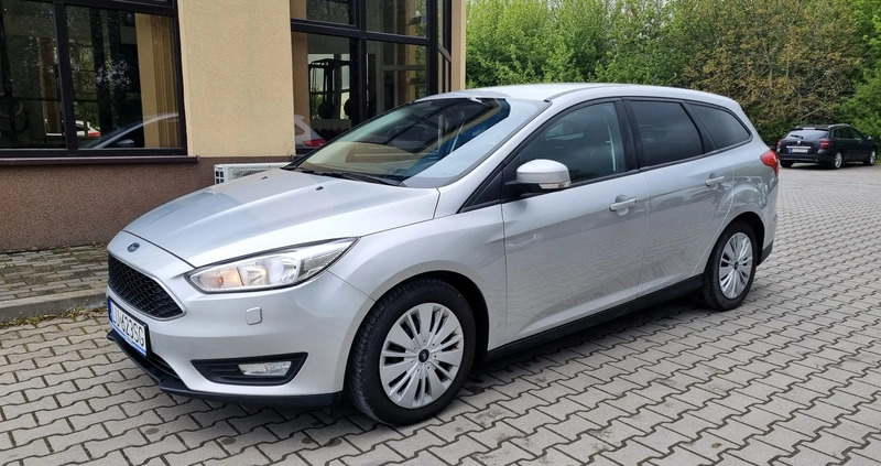 Ford Focus cena 35900 przebieg: 221000, rok produkcji 2016 z Lublin małe 254